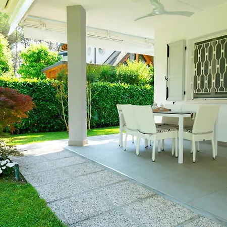 Luxury With Private Swimming Pool Close To The Beach * Lignano Sabbiadoro