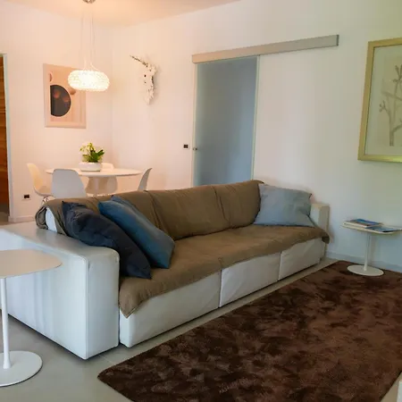Luxury With Private Swimming Pool Close To The Beach *