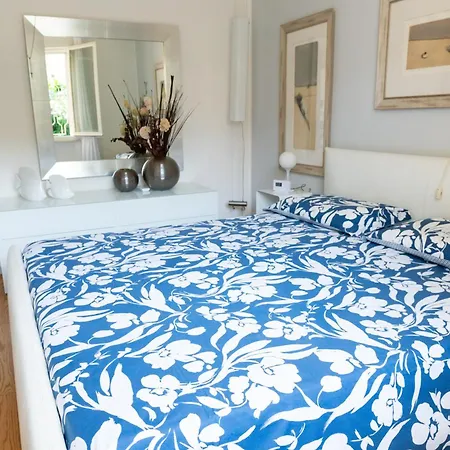 Villa Luxury With Private Swimming Pool Close To The Beach