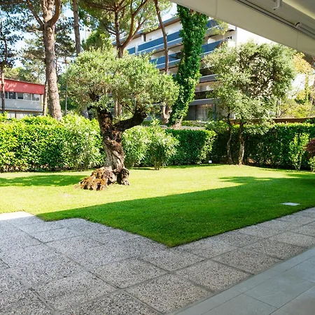 Luxury With Private Swimming Pool Close To The Beach Vila Lignano Sabbiadoro